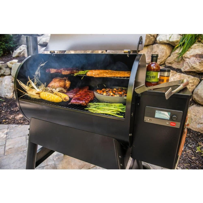 WiFi‑Enabled Wood Pellet Grill & Smoker